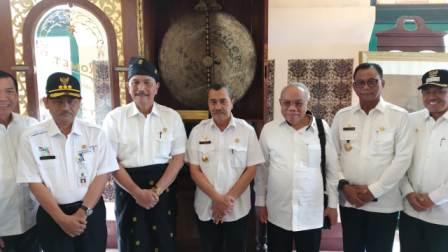 Bupati Rohil Hadiri Panen Raya di Siak Bersama Menko Luhut Panjaitan