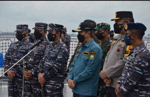 Pangkoarmada I Bersama Gubri Tinjau Serbuan Vaksinasi Dan Dukungan Oksigen TNI-AL Dumai