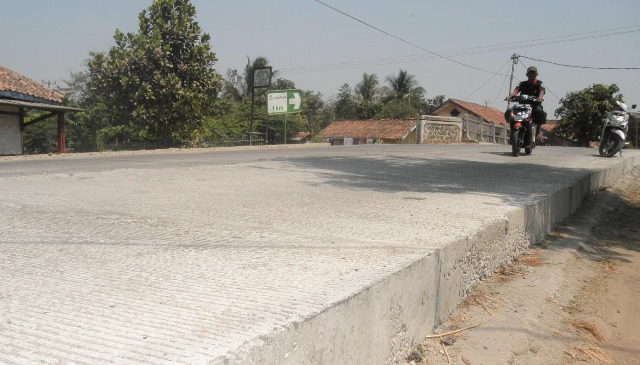 Pembangunan Jalan Poros Kubu Dianggarkan Rp30 Miliar
