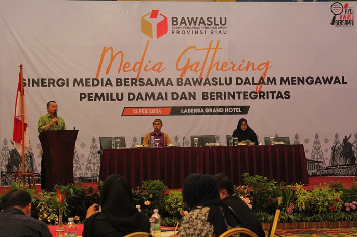 Media Gathering Bawaslu Riau, Pererat Silaturahmi Mengkawal Pemilu Damai dan Berintegritas
