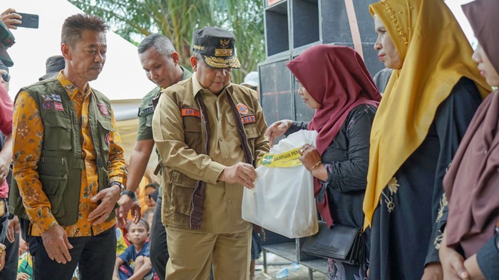 Giliran Rohil Lokasi Penyerahan Bantuan Korban Banjir Oleh Gubri