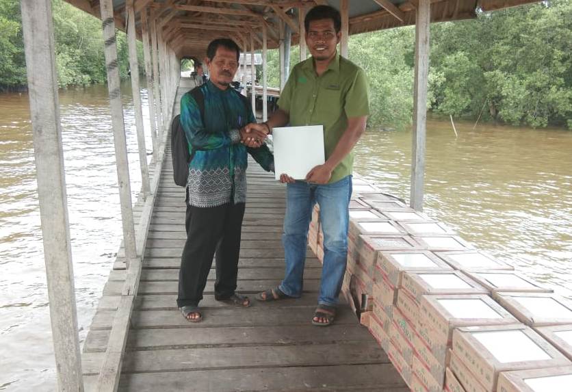 Mewujudkan Komitmen, RAPP Bantu Pendidikan dan Infrastruktur di Pulau Padang