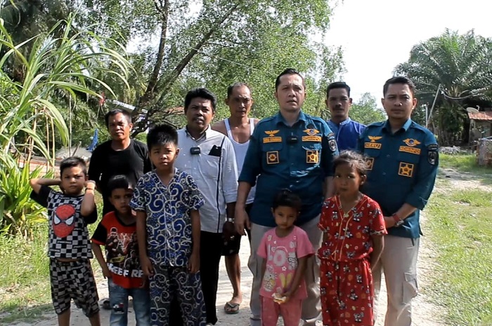 Kominfo Rohil Surati BAKTI Aktifkan Tower Desa Sei Daun