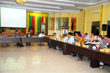 Hadapi Musim Kemarau, Pemprov Adakan Rakor dengan LAM Riau 