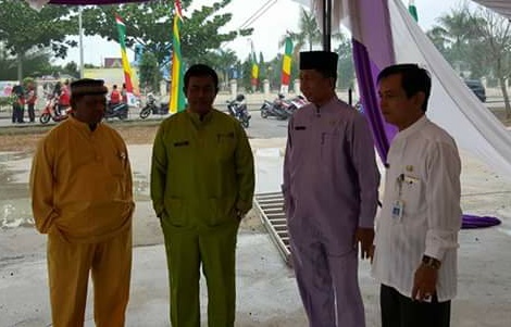 Ketua Panitia dan Kadis PU Tinjau Arena MTQ, Langsung Perbaiki Tenda yang Roboh Diterjang Angin
