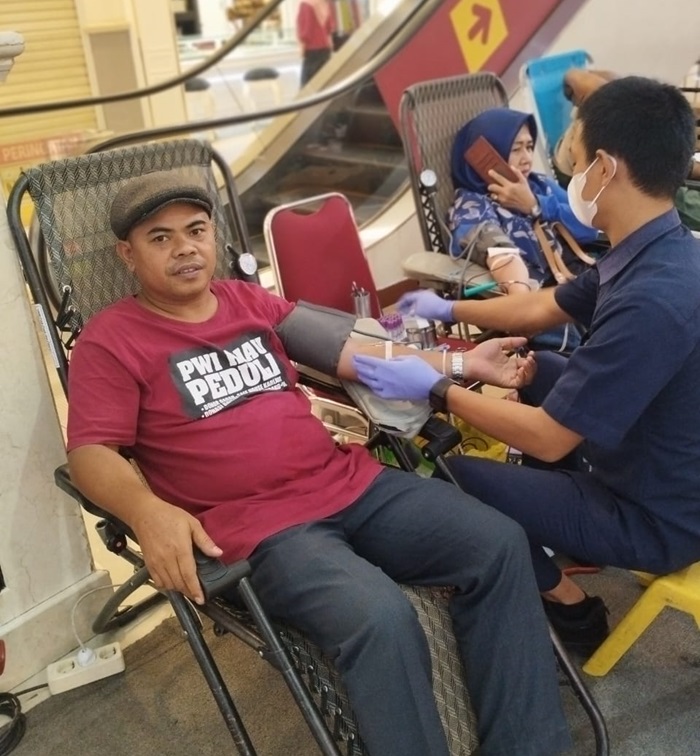 Donor Darah PWI Riau Bersempena HPN 2024 Berhasil Kumpulkan 150 Kantong Darah