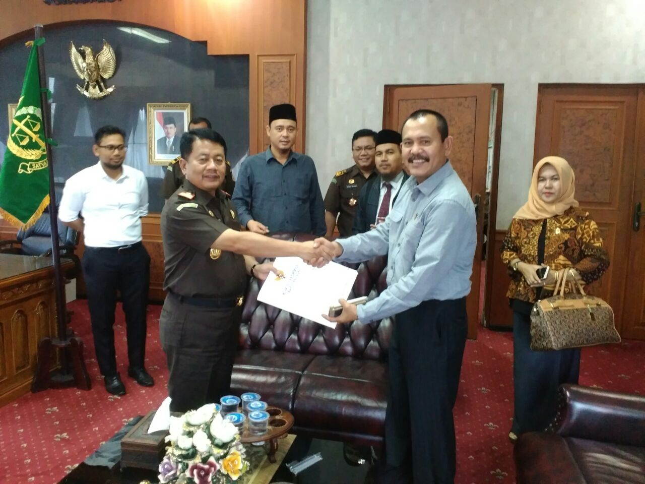 Kejati Siap Back Up KI Riau demi Transparansi