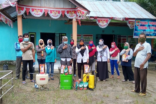 Ketiga Kalinya Pemdes Sukarami Jaya Melakaukan Penyemprotan Desinfektan