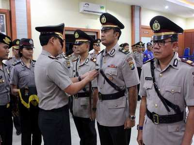 Sertijab Polsek Moro dan Meral, Kapolres Karimun Targetkan Pemberantasan Judi dan Narkoba
