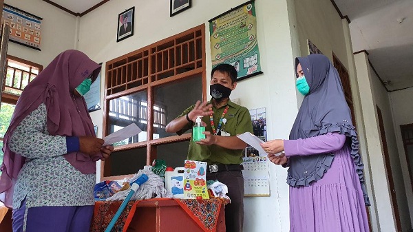 Bupati Pelalawan Tinjau Fasilitas Umum Cegah Covid-19, Apresiasi RAPP Bantu Pemerintah