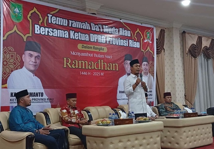 Sambut Ramadhan, Ketua DPRD Riau Kaderismanto Gelar Silaturahmi Dai Muda di Kediaman