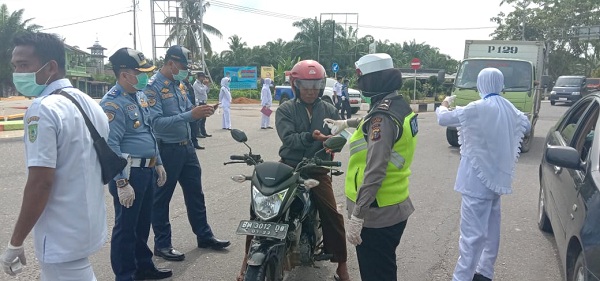 Masuk Ke Bagansiapiapi Wajib Periksa Suhu Tubuh
