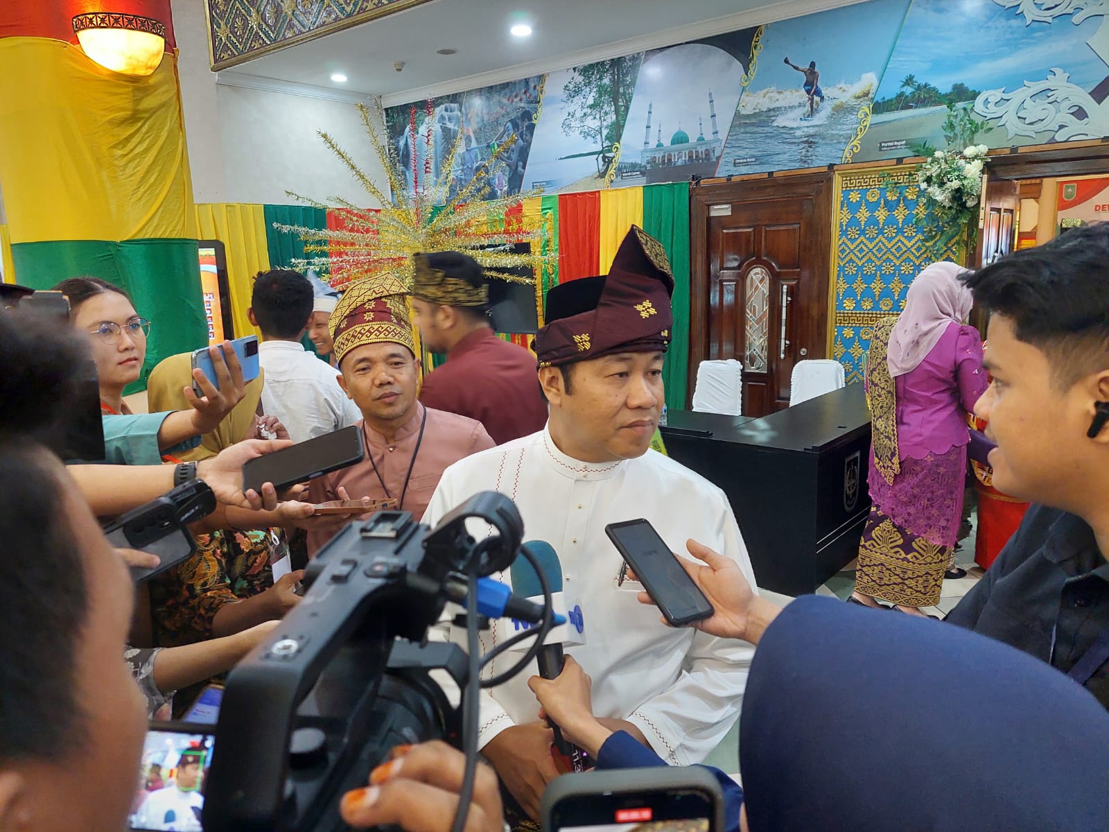 Hemat Bicara, Ketua DPRD Riau Yulisman Serahkan ke Pihak Berwajib Soal SPPD Fiktif 