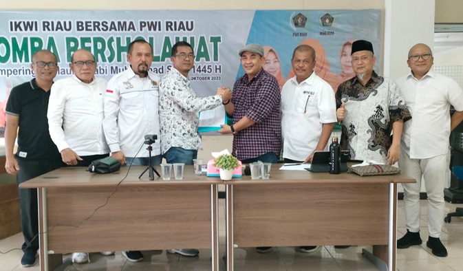 Hasil Pleno di Perluas, Raja Isyam Azwar Plt Ketua PWI Riau