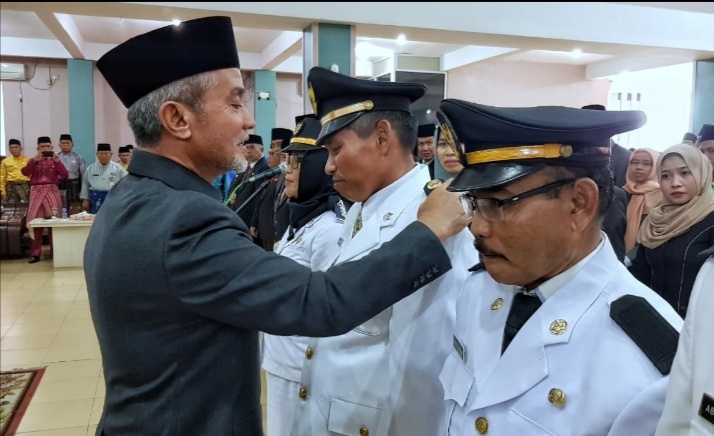 Wabup Lantik 111 Pejabat Eselon II, III dan IV Dilingkungan Pemkab Meranti