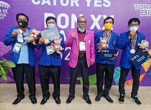 Cabor Catur Riau Sukses Sumbang Medali Pada PON XX 2021 di Papua