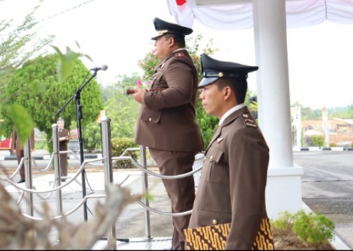 Kejari Pimpin Upacara Peringatan Hari Bhakti Adyhyaksa Ke -62  