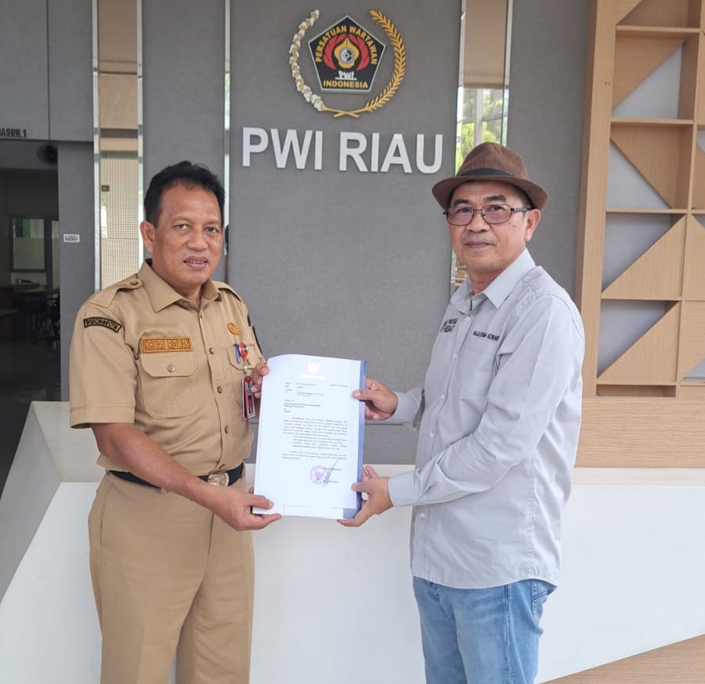 PWI Terima Surat Dukungan Resmi  Pemprov Riau Tuan Rumah HPN 2025