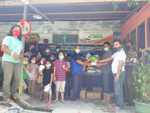 Panitia Natal Wartawan, Berbagi Kasih Dengan anak-Anak Panti Asuhan