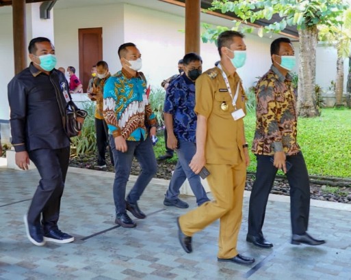 Terkait BBI, Bupati Dan Wabup Rohil Hadiri Rakornas Presiden