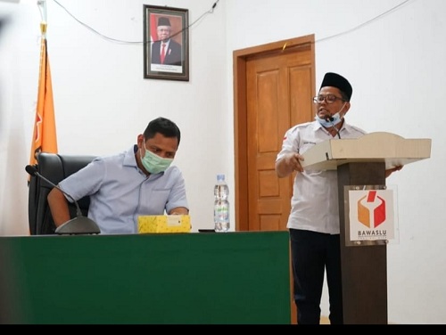 Rusidi Rusdan Laporkan Pelanggaran Pilkada Di Riau Ke Sentra Gakkumdu Pusat