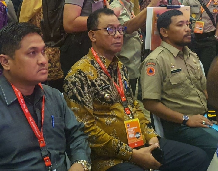 Hadiri Rakor di Bogor, Bupati Ajak Semua Pihak Atasi Bencana Karlahut