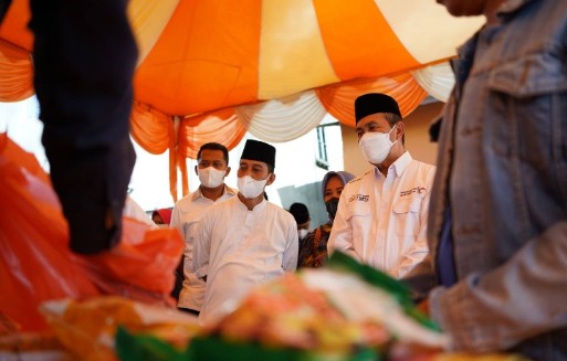Tinjau Pasar Murah di Rohil, Gubri : Semoga Membantu Masyarakat