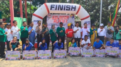 Equator Run 10K Pangkalan Lesung, Atlet Nasional Iqbal Saputra Juara I