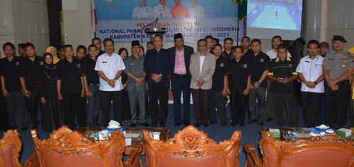 Sekdakab Zulfan Hamid Lantik Pengurus NPC Kampar